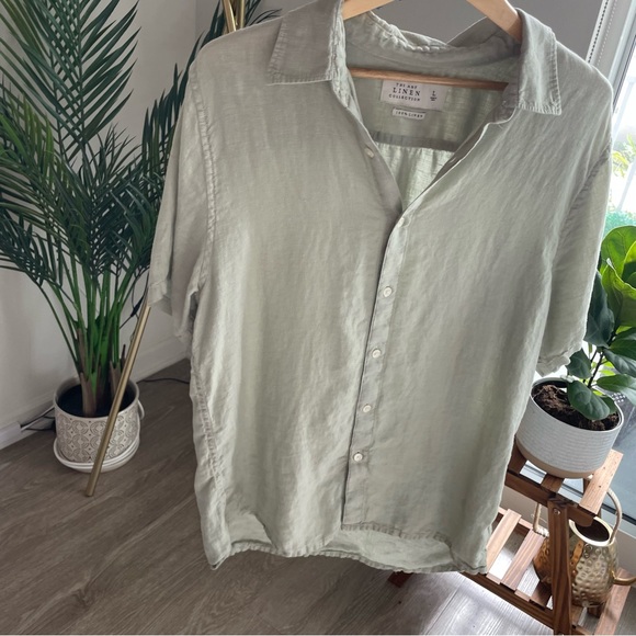 A&F Short-Sleeve Summer Linen-Blend Button-Up Shirt - Picture 2 of 3